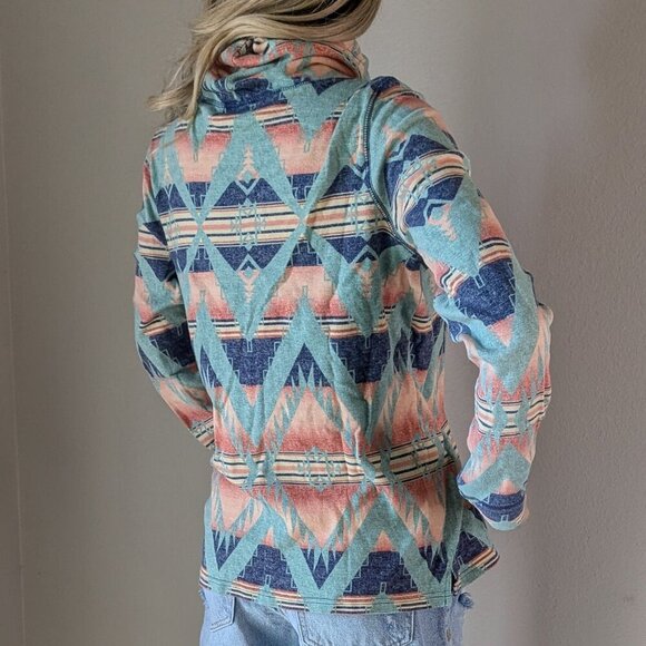 American Living Cowl Neck Aztec Top Womens Medium Lightweight Long Sleeve - Picture 5 of 16